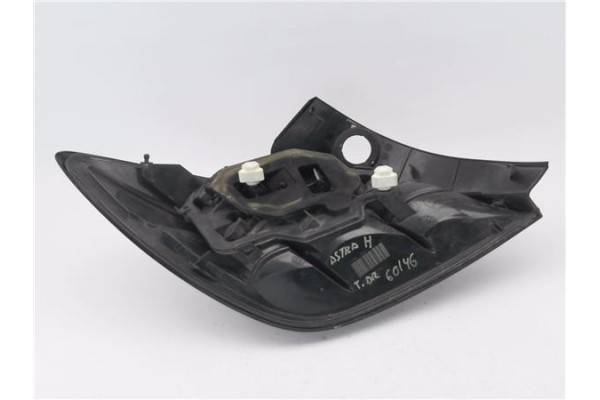 Recambio de piloto trasero derecho para opel astra h gtc 1.6 referencia OEM IAM 1222118 24451834 
