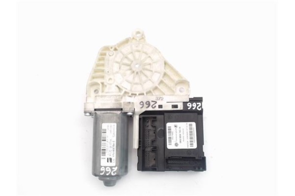 Recambio de motor elevalunas delantero izquierdo para seat leon (1p1) referencia OEM IAM (1K0959793H) (1T0959701C) (1P0837401A) 
