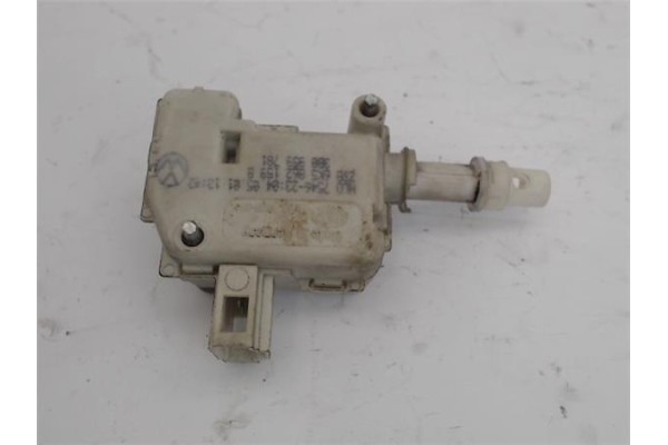 Recambio de motor cierre centralizado para seat cordoba berlina (6k2) 1.9 d referencia OEM IAM 6K5862159B 3B0959781 