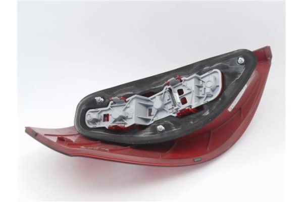Recambio de piloto trasero derecho para mercedes-benz clase a (bm 169) 1.7 a 170 (169.032) referencia OEM IAM A1698200464R  