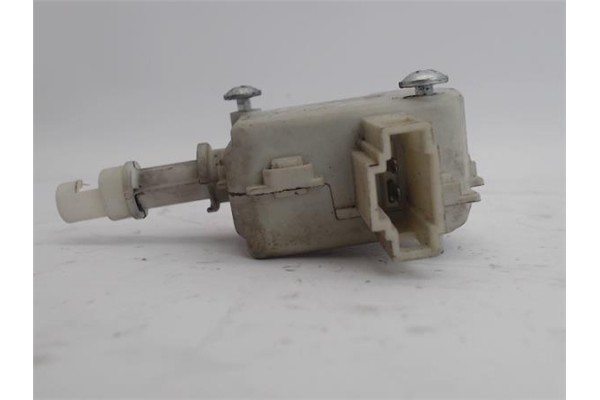 Recambio de motor cierre centralizado para seat cordoba berlina (6k2) 1.9 d referencia OEM IAM 6K5862159B 3B0959781 