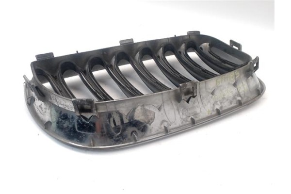 Recambio de rejilla paragolpes delantero izquierda para bmw serie x3 (e83) 3.0d referencia OEM IAM 51133414903  