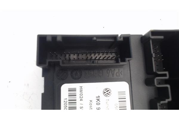 Recambio de motor elevalunas delantero izquierdo para volkswagen golf v plus (5m1) 2.0 tdi 16v referencia OEM IAM 5m1837401b  