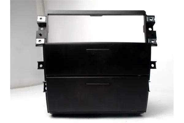Recambio de embellecedor consola central para kia sorento (bl) 2.5 crdi referencia OEM IAM 845703E000  