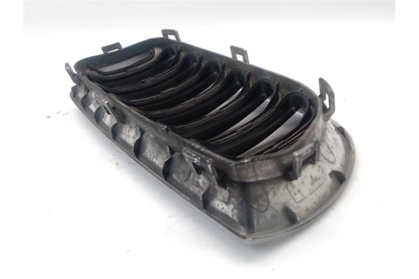 Recambio de rejilla paragolpes delantero izquierda para bmw serie x3 (e83) 3.0d referencia OEM IAM 51133414903  
