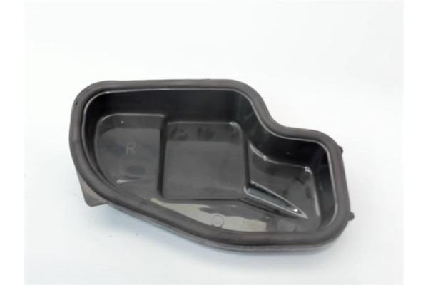 Recambio de consola para seat ibiza (6l1) referencia OEM IAM   