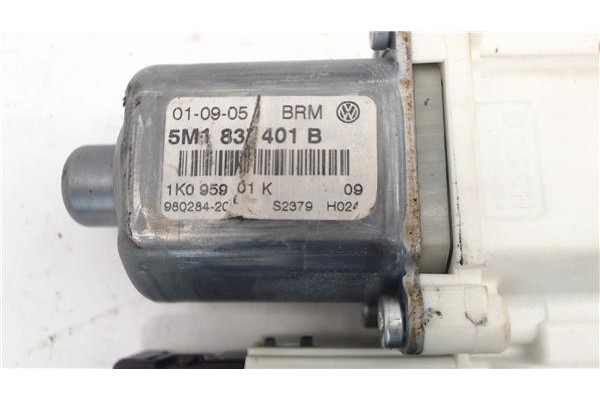 Recambio de motor elevalunas delantero izquierdo para volkswagen golf v plus (5m1) 2.0 tdi 16v referencia OEM IAM 5m1837401b  