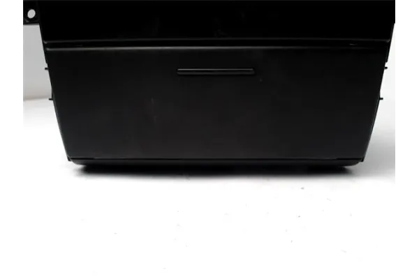 Recambio de embellecedor consola central para kia sorento (bl) 2.5 crdi referencia OEM IAM 845703E000  