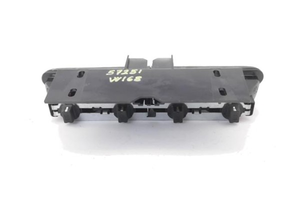 Recambio de luz central de freno para mercedes-benz clase a (bm 168) 1.9 190 (168.032) referencia OEM IAM 1688200056  