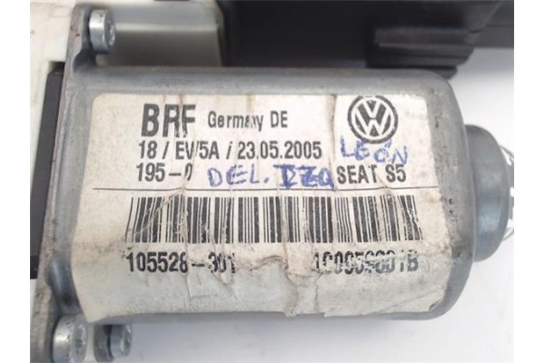 Recambio de motor elevalunas delantero izquierdo para seat leon (1p1) referencia OEM IAM 1C0959801B 105402-301 