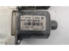 Recambio de motor elevalunas delantero derecho para volkswagen golf v plus (5m1) 2.0 tdi 16v referencia OEM IAM 130822229  
