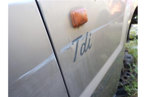 Recambio de aleta delantero derecha para land rover discovery i (lj, lg) 2.5 tdi referencia OEM IAM 1H2Z7816006AA  