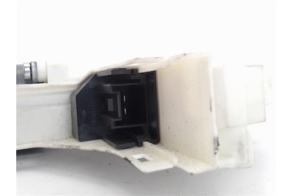 Recambio de motor elevalunas delantero izquierdo para audi a4 avant (8e) referencia OEM IAM (8K0959801A)  