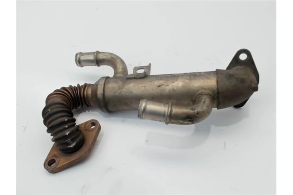 Recambio de tubo entrada valvula egr para volkswagen polo iv (9n3) referencia OEM IAM 045131513L  