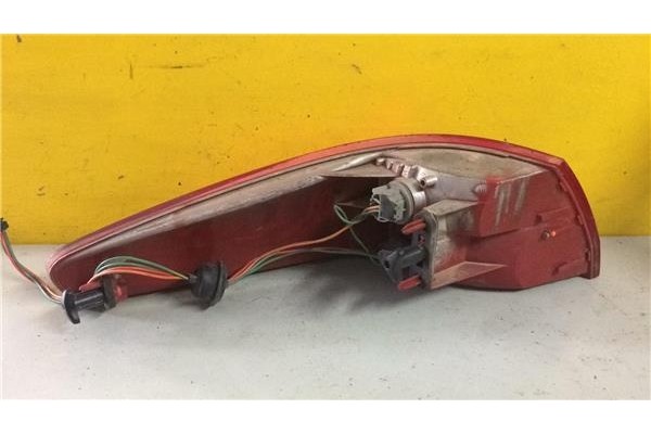 Recambio de piloto trasero derecho para peugeot 607 (s1) 2.0 base referencia OEM IAM   