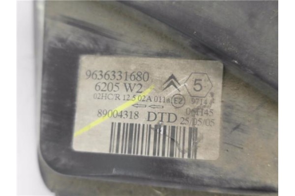 Recambio de faro delantero dcho para citroen saxo 1.4 sx referencia OEM IAM 9636331680 6205W2 