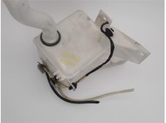 Recambio de deposito limpiaparabrisas para suzuki swift iii (sg) 1.3 referencia OEM IAM 3845062JA1  