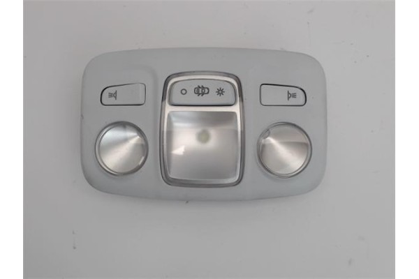 Recambio de luz trasero central techo para peugeot 2008 1.6 hdi referencia OEM IAM 96781445PR 96781444PR 