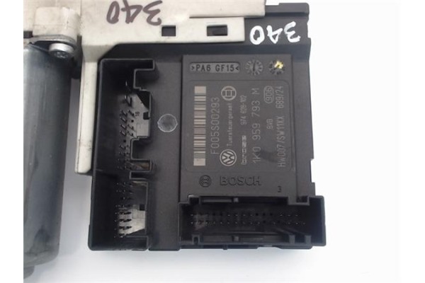 Recambio de motor elevalunas delantero izquierdo para seat toledo (5p2) referencia OEM IAM (1T0959701G) (5P0837401N) (1K0959793M