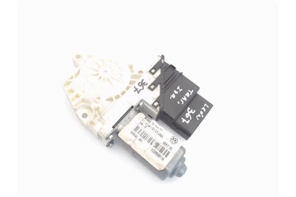 Recambio de elevalunas electrico trasero izquierdo para seat leon (1m1) referencia OEM IAM (1C0959811A) (105406-301) 1C0959811A 