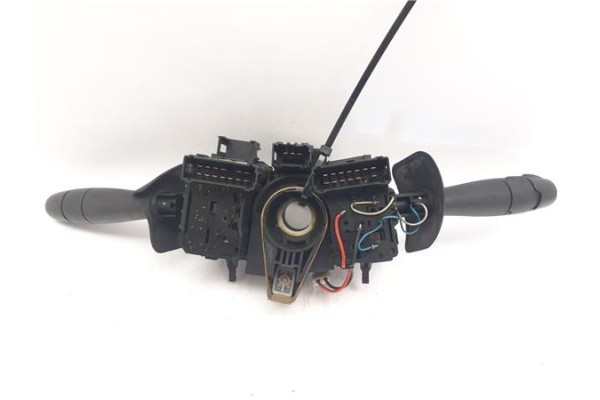 Recambio de mando intermitencia para renault kangoo i (f/kc0) d 65 1.9 (kc0e, kc02, kc0j, kc0n) referencia OEM IAM 7701053057 77