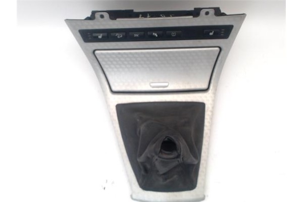 Recambio de embellecedor consola central para bmw serie x3 (e83) 3.0d referencia OEM IAM 51453401825  