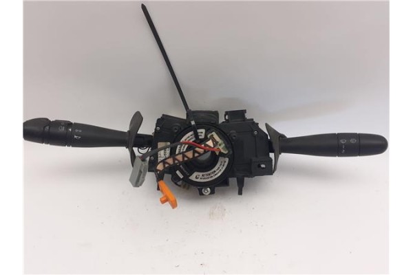 Recambio de mando intermitencia para renault kangoo i (f/kc0) d 65 1.9 (kc0e, kc02, kc0j, kc0n) referencia OEM IAM 7701053057 77