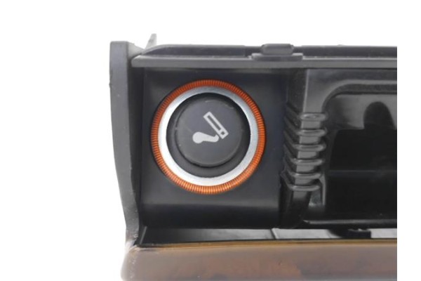 Recambio de cenicero para volkswagen passat berlina (3b2) 1.8 básico referencia OEM IAM 3B0857961  