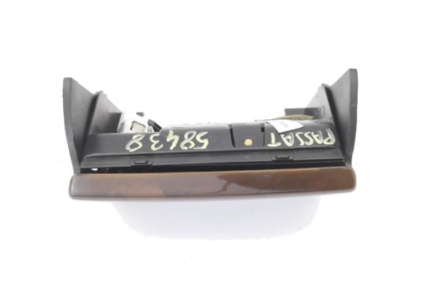 Recambio de cenicero para volkswagen passat berlina (3b2) 1.8 básico referencia OEM IAM 3B0857961  