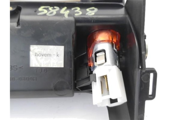 Recambio de cenicero para volkswagen passat berlina (3b2) 1.8 básico referencia OEM IAM 3B0857961  