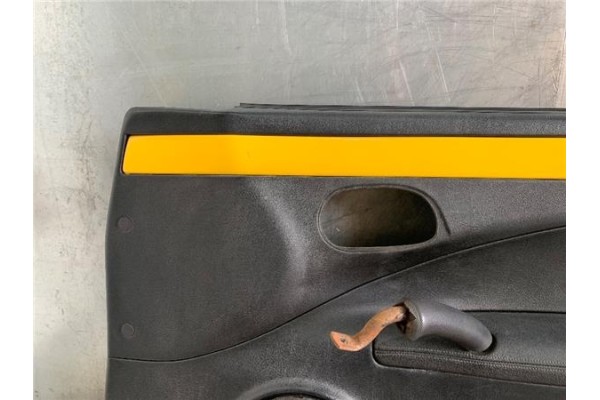 Recambio de guarnecido puerta delantero derecha para fiat coupe (175) 1.8 16v referencia OEM IAM 175001080  