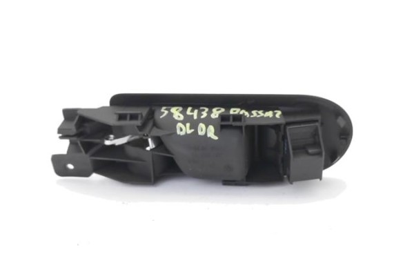 Recambio de manilla int. puerta delantero derecha para volkswagen passat berlina (3b2) 1.8 básico referencia OEM IAM 3B1837114T 