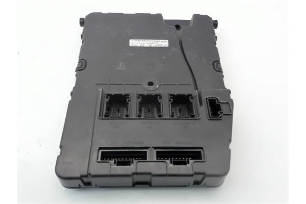 Recambio de caja fusibles/rele para renault scenic ii (jm) referencia OEM IAM 8200306434  