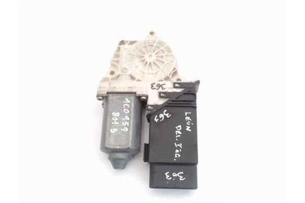 Recambio de motor elevalunas delantero izquierdo para seat leon (1m1) referencia OEM IAM (1C0959801B) (9776105402-301) 