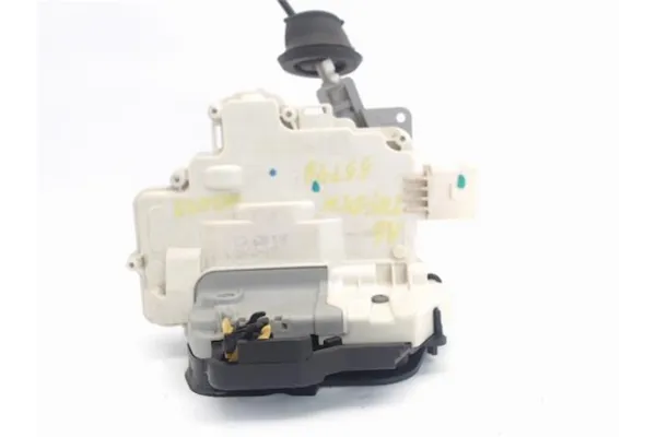 Recambio de cierre electromagnetico trasero derecho para audi a6 avant (4f5) 2.8 fsi referencia OEM IAM 4F0839016 BSP24829 8E083