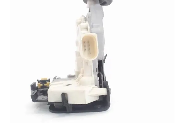 Recambio de cierre electromagnetico trasero derecho para audi a6 avant (4f5) 2.8 fsi referencia OEM IAM 4F0839016 BSP24829 8E083
