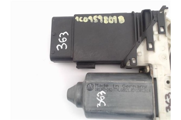 Recambio de motor elevalunas delantero izquierdo para seat leon (1m1) referencia OEM IAM (1C0959801B) (9776105402-301) 