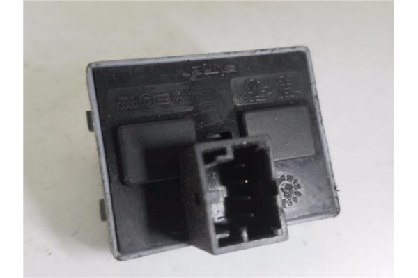 Recambio de mando elevalunas para seat ibiza (6l1) 1.9 tdi referencia OEM IAM 6Q0959858  