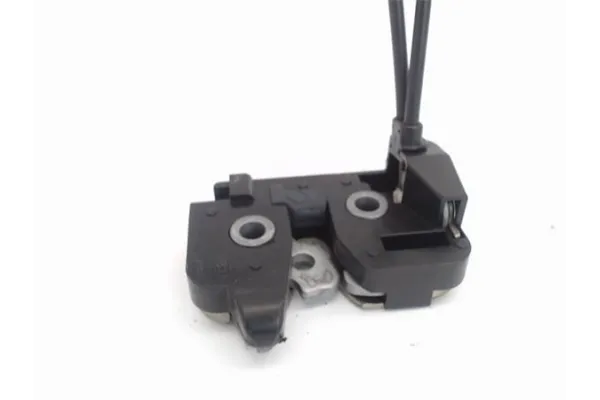 Recambio de cierre electromagnetico trasero derecho para ford fusion (cbk) 1.4 referencia OEM IAM 1372483  