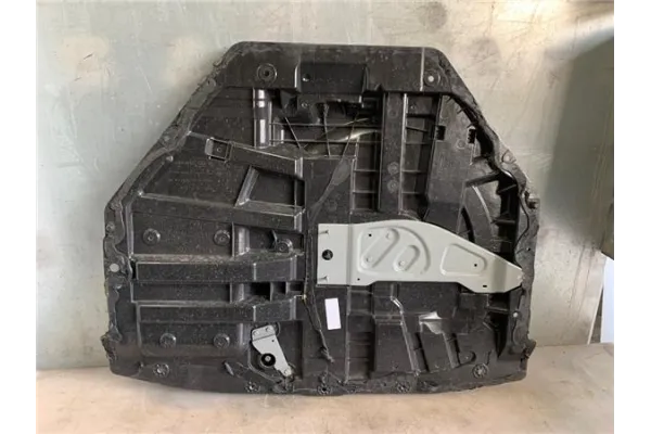 Recambio de porta rueda para renault grand scenic iv 1.2 tce referencia OEM IAM 745148151R 997501323R Recambio de porta rueda para renault grand scenic iv 1.2 tce referencia OEM IAM 745148151R 997501323R