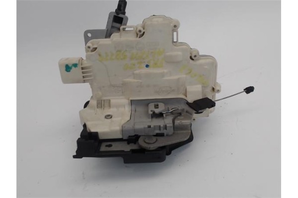 Recambio de cierre electromagnetico trasero izquierdo para seat altea (5p1) 1.9 tdi referencia OEM IAM 1P0839016A BDL14047 1P083