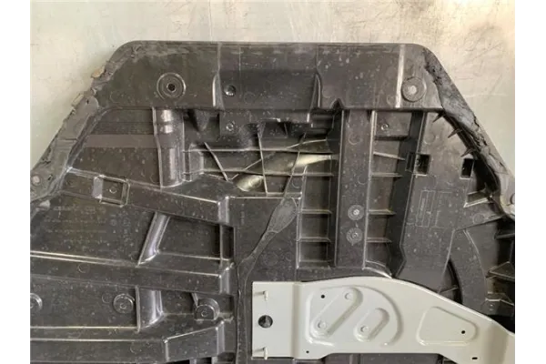 Recambio de porta rueda para renault grand scenic iv 1.2 tce referencia OEM IAM 745148151R 997501323R 