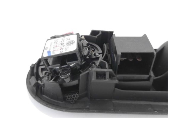 Recambio de manilla int. puerta trasero izquierda para volkswagen passat berlina (3b2) 1.8 básico referencia OEM IAM 3B0839113BB
