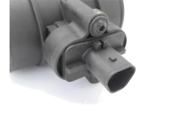 Recambio de caudalimetro para opel corsa d 1.2 referencia OEM IAM 12671616 13301682 