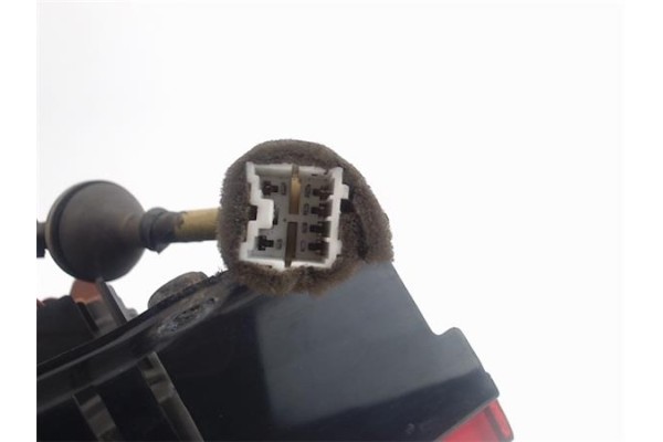 Recambio de piloto trasero izquierdo para hyundai matrix (fc) referencia OEM IAM 9240117010  