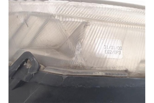 Recambio de faro delantero dcho para peugeot 206 referencia OEM IAM 89001605  
