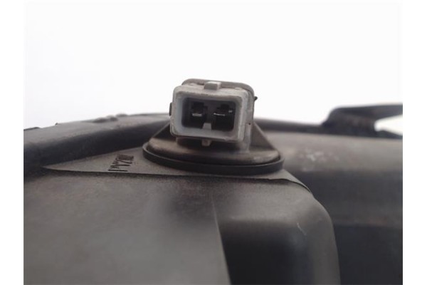 Recambio de faro delantero dcho para peugeot 206 referencia OEM IAM 89001605  