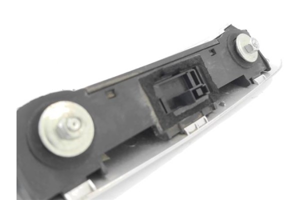Recambio de maneta exterior porton para opel corsa d 1.2 referencia OEM IAM 13251586  