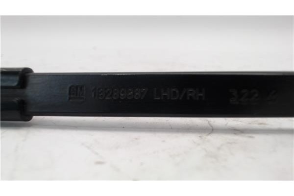 Recambio de brazo limpiaparabrisas delantero derecho para opel astra j berlina 5p 1.6 excellence referencia OEM IAM 13289887 127
