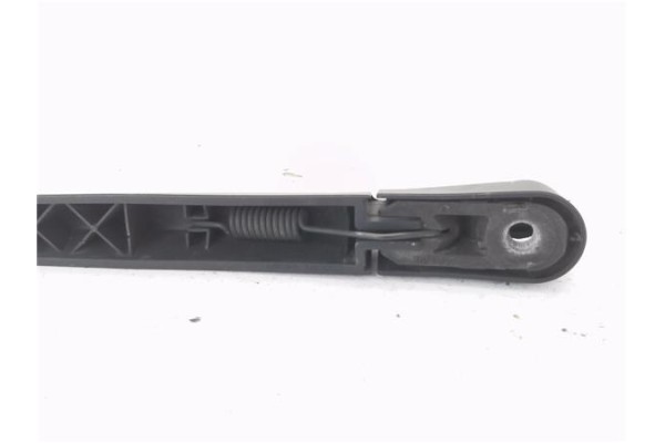 Recambio de brazo limpiaparabrisas trasero para mercedes-benz clase a (bm 169) 2.0 a 180 cdi (169.007) referencia OEM IAM A16982